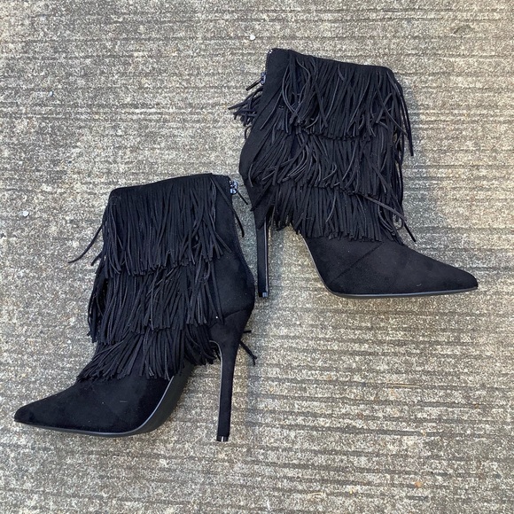 Nasty Gal Fringe Black bootie Size 7.5 - Picture 5 of 10